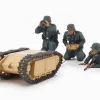 Tamiya 1/35 German Pioneer & Goliath