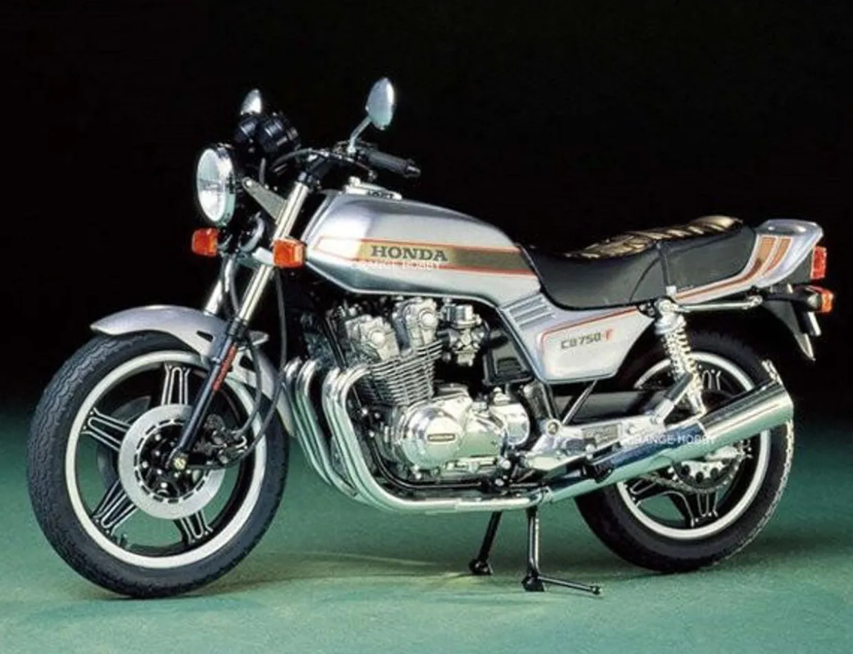 Tamiya 1/12 Honda CB750F Model Kit