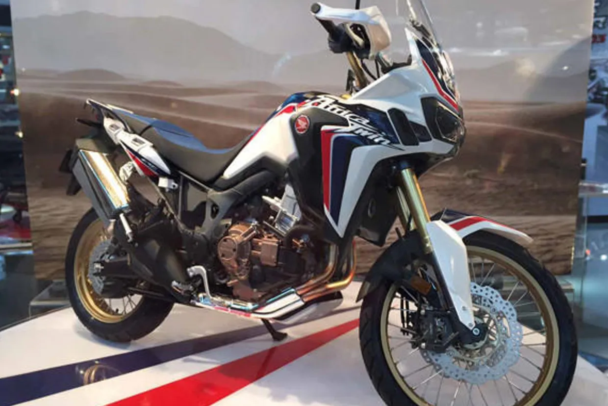 Tamiya 1/6 Honda CRF1000L Africa Twin Model Kit