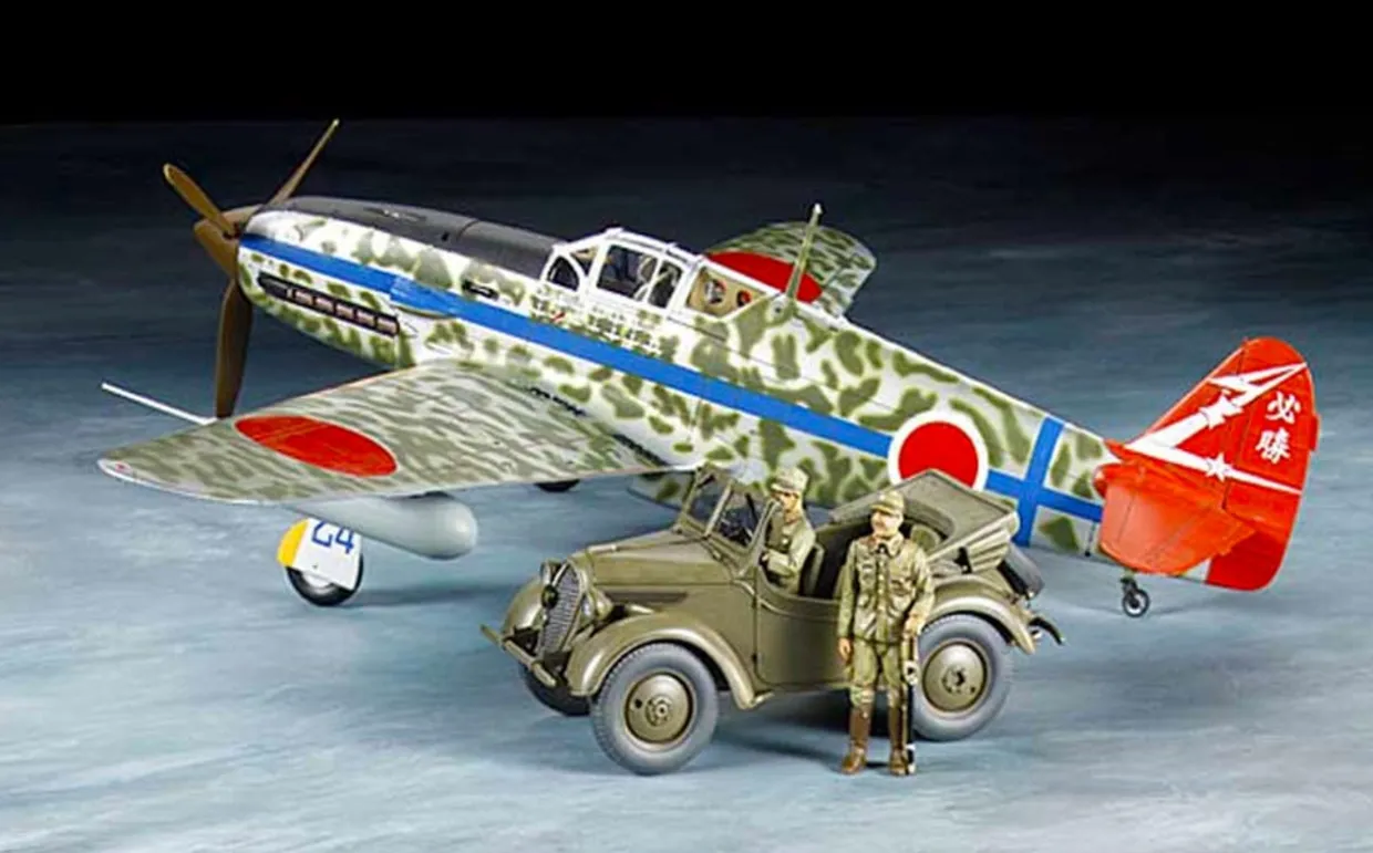 Tamiya 1/48 Kawasaki Ki-61-LD Hein Tony with 4x4 Kurogane Model Kit