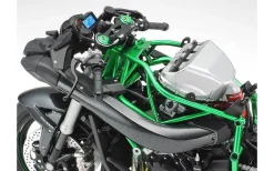 Tamiya 1/12 Kawasaki Ninja HR2 Carbon Model Kit