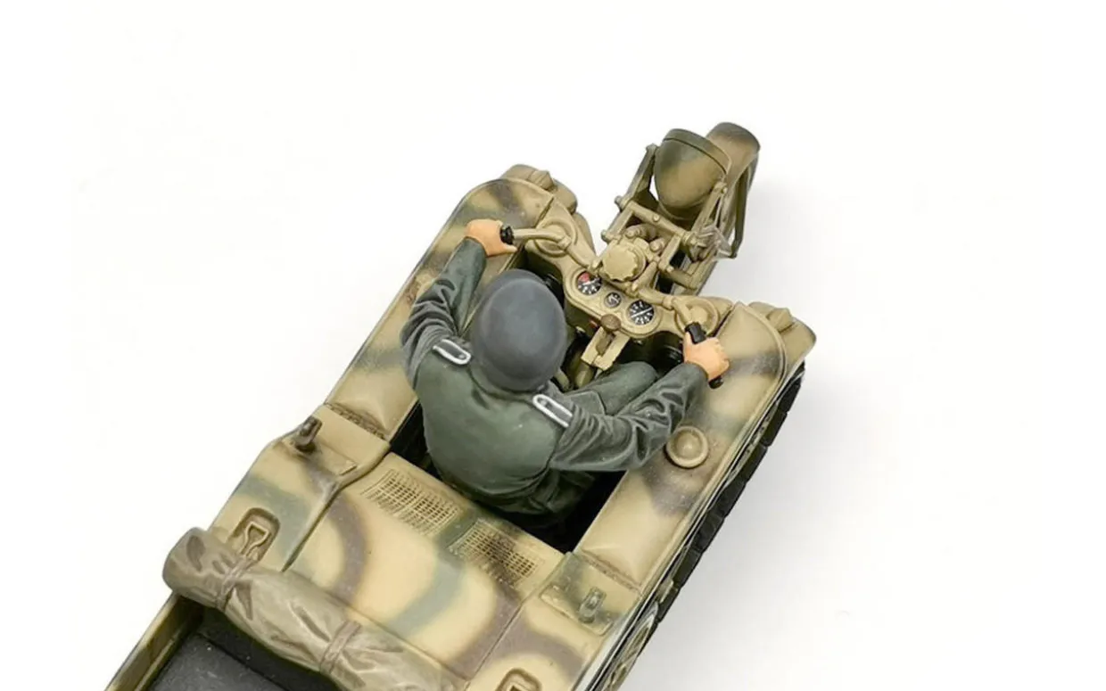 Tamiya 1/35 Kettenkraftrad Mid Production