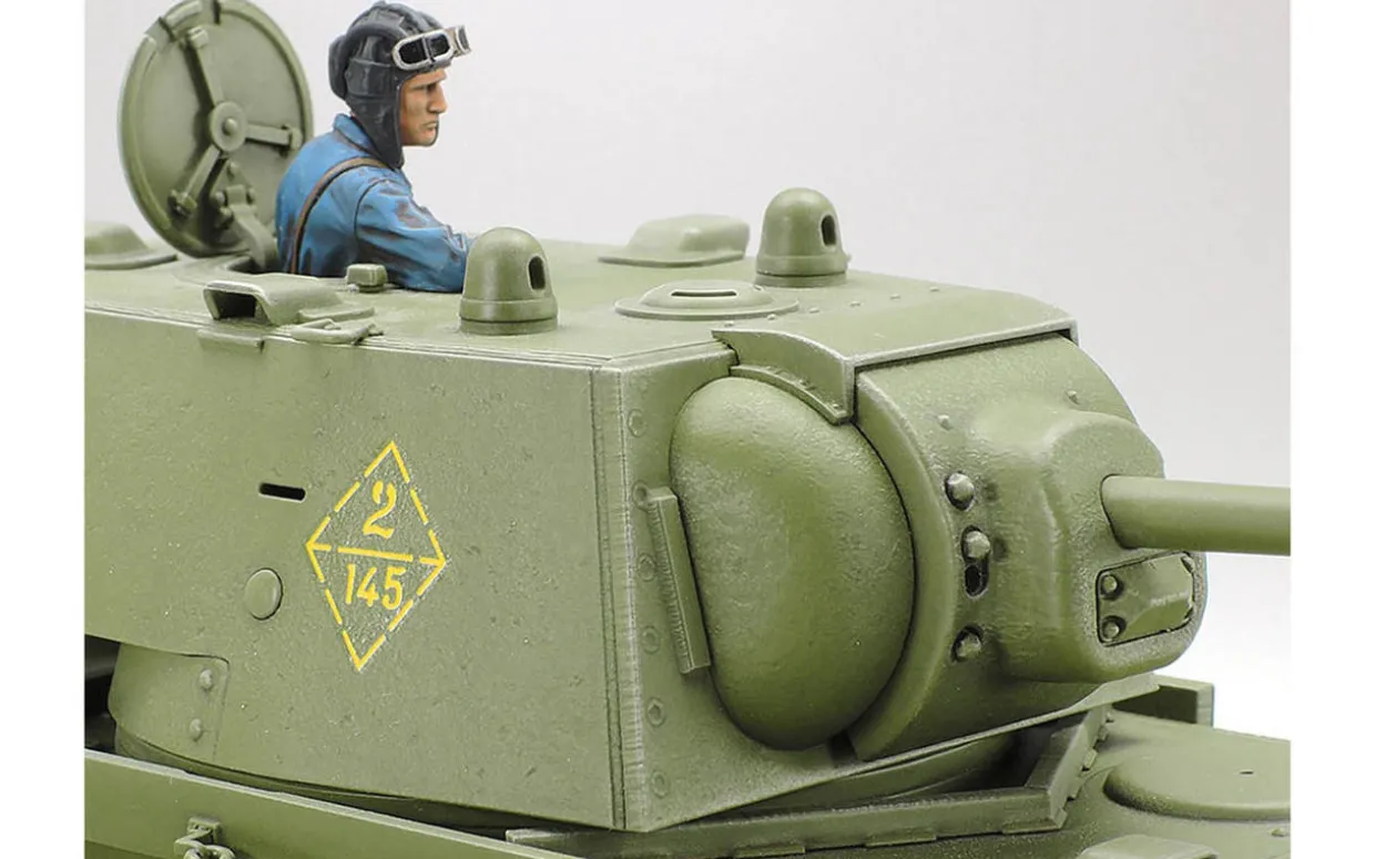 Tamiya 1/35 KV-1F Model 1941 Early Production