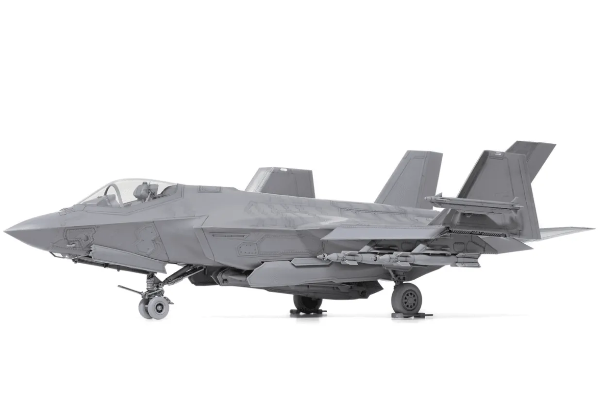 Tamiya 1/48 Lockheed Martin F-35C Lightning II