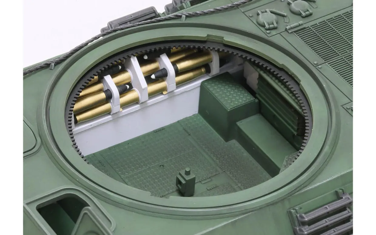 Tamiya 1/35 M10 IIC Achilles Tank Destroyer