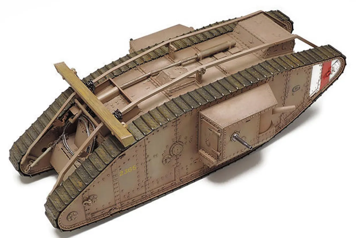 Tamiya 1/35 Mk.IV Tank Male