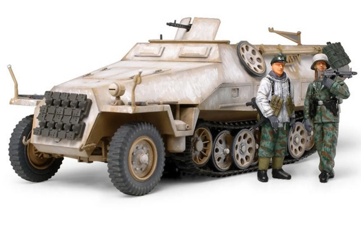 Tamiya 1/48 Mtl.SPW. Sd.kfz.251/1 Ausf.D Half-track