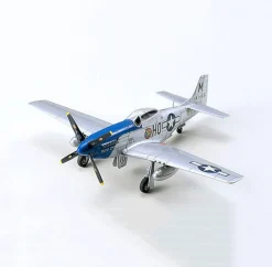 Tamiya 1/72 North American P-51D Mustang