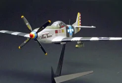 Tamiya 1/32 North American P-51D/K Mustang Pacific