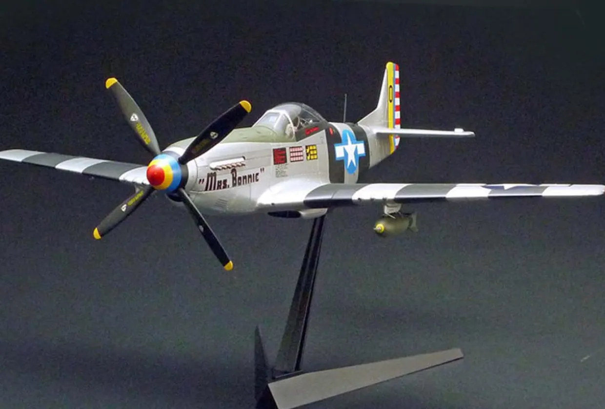 Tamiya 1/32 North American P-51D/K Mustang Pacific
