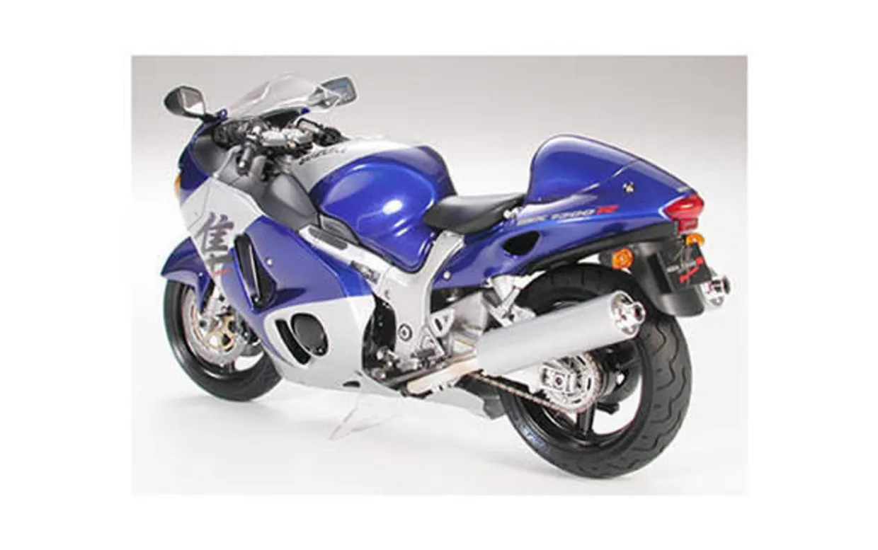 Tamiya 1/12 Suzuki Hayabusa GSX1300R Model Kit