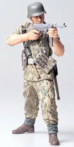 Tamiya 1/16 WWII German Elite Infantryman
