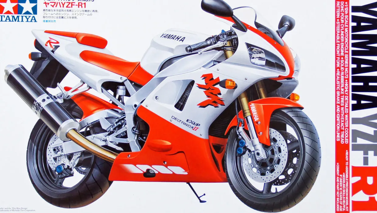 Tamiya 1/12 Yamaha YZF-R1 Model Kit