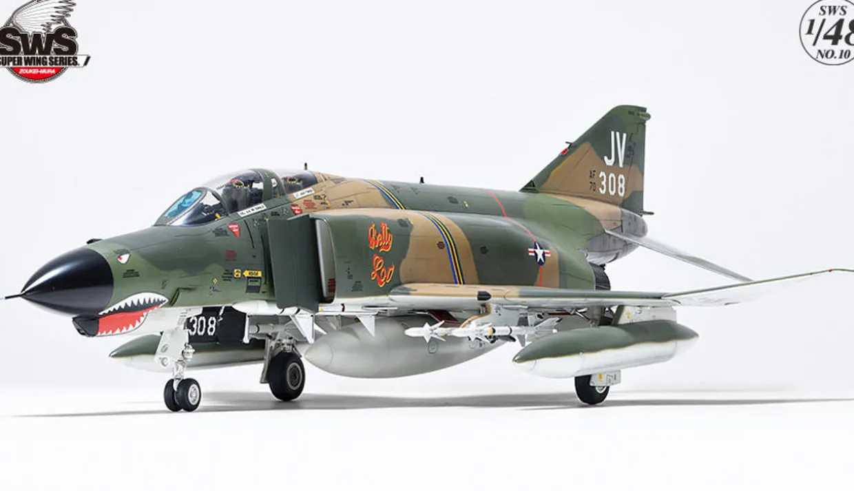 Zoukei Mura 1/48 McDonnell Douglas F-4E Early Phantom II Model Kit